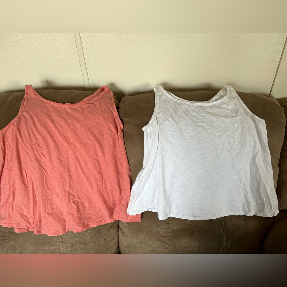 2 Crown & Ivy tank tops